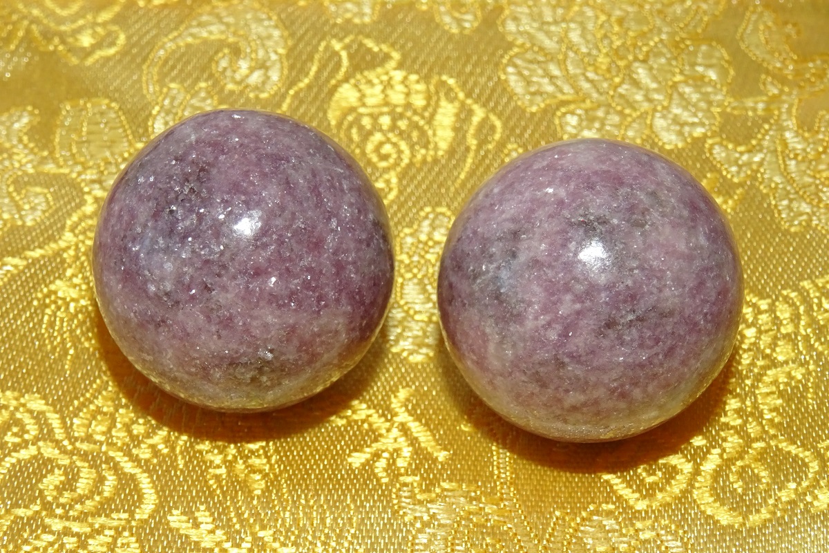 Lépidolite pierre de Santé – Boules Ø 30 mm
