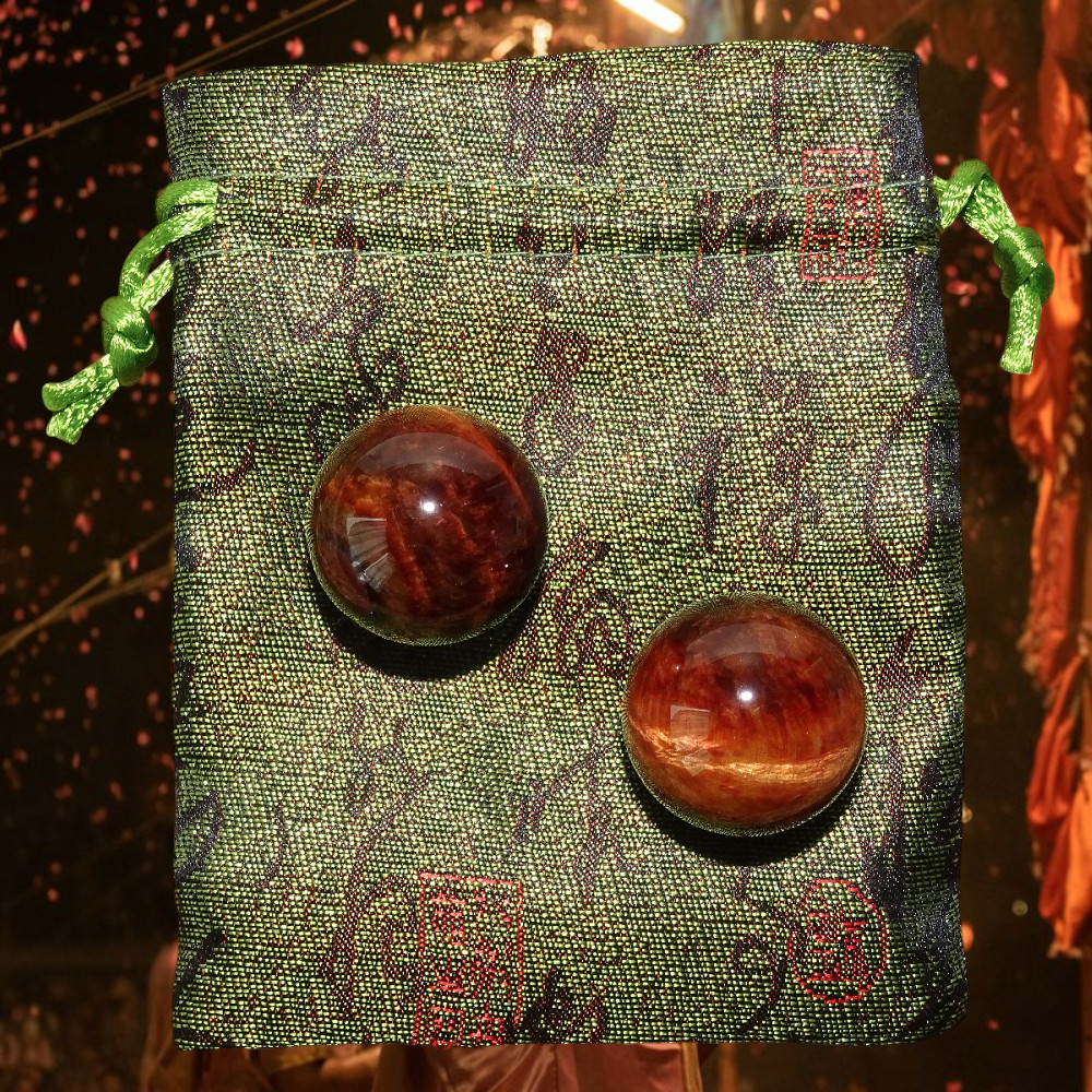 Boules d’œil de taureau, pierres de bien-être Ø 30 mm